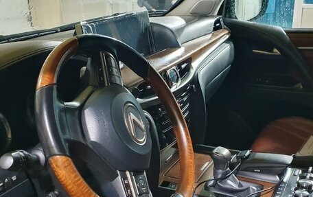 Lexus LX III, 2016 год, 10 500 000 рублей, 4 фотография