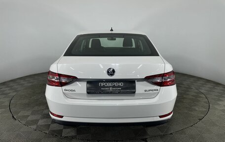 Skoda Superb III рестайлинг, 2018 год, 2 210 000 рублей, 3 фотография