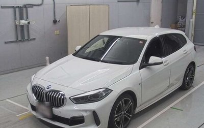 BMW 1 серия, 2019 год, 1 860 000 рублей, 1 фотография