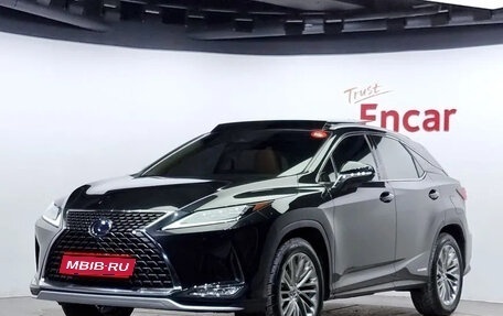 Lexus RX IV рестайлинг, 2021 год, 9 100 000 рублей, 1 фотография