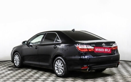 Toyota Camry, 2017 год, 1 898 000 рублей, 7 фотография