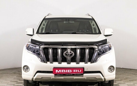 Toyota Land Cruiser Prado 150 рестайлинг 2, 2015 год, 3 299 000 рублей, 2 фотография