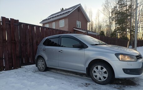 Volkswagen Polo VI (EU Market), 2010 год, 590 000 рублей, 2 фотография