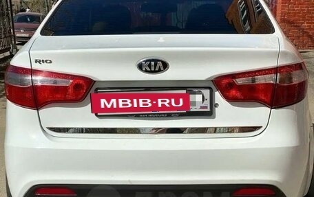 KIA Rio III рестайлинг, 2013 год, 750 000 рублей, 9 фотография