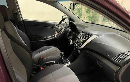 Hyundai Solaris II рестайлинг, 2013 год, 935 000 рублей, 9 фотография