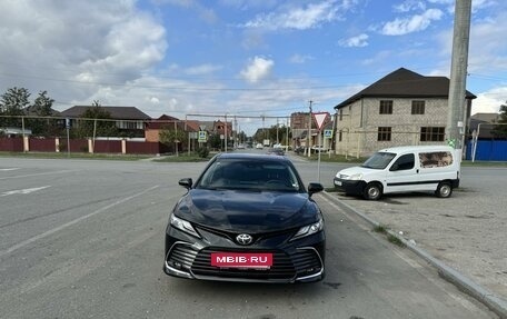 Toyota Camry, 2023 год, 4 650 000 рублей, 7 фотография