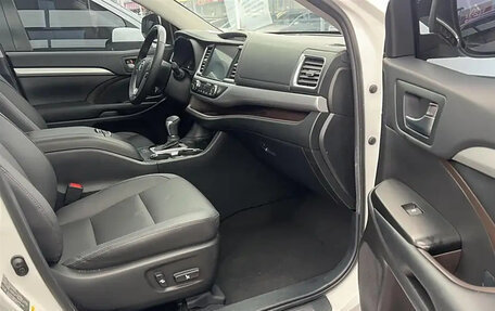 Toyota Highlander III, 2021 год, 3 420 083 рублей, 24 фотография