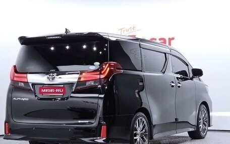 Toyota Alphard III, 2017 год, 5 282 037 рублей, 3 фотография