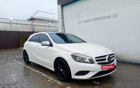 Mercedes-Benz A-Класс, 2013 год, 1 270 000 рублей, 3 фотография