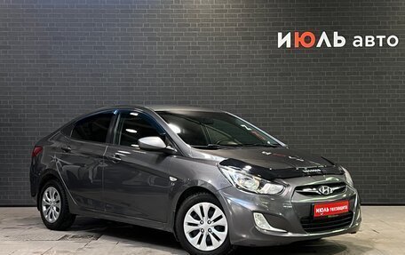 Hyundai Solaris II рестайлинг, 2012 год, 892 000 рублей, 3 фотография