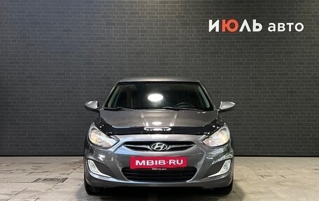 Hyundai Solaris II рестайлинг, 2012 год, 892 000 рублей, 2 фотография