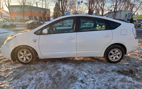 Toyota Prius, 2008 год, 600 000 рублей, 4 фотография