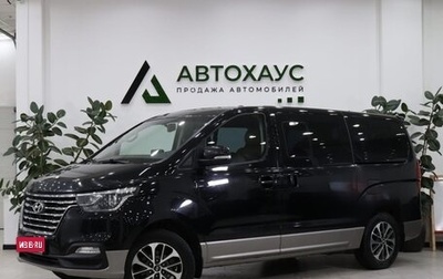 Hyundai Grand Starex Grand Starex I рестайлинг 2, 2018 год, 2 888 000 рублей, 1 фотография