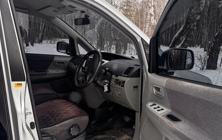 Toyota Noah III, 2002 год, 1 013 000 рублей, 10 фотография