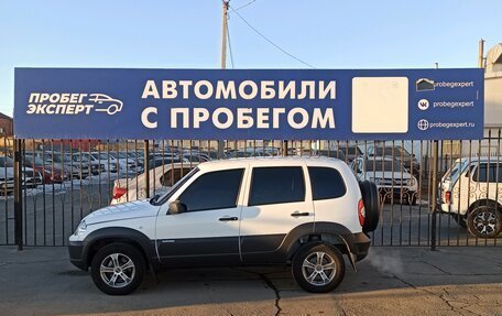 Chevrolet Niva I рестайлинг, 2019 год, 882 000 рублей, 3 фотография