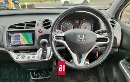 Honda Stream II, 2014 год, 1 233 000 рублей, 10 фотография