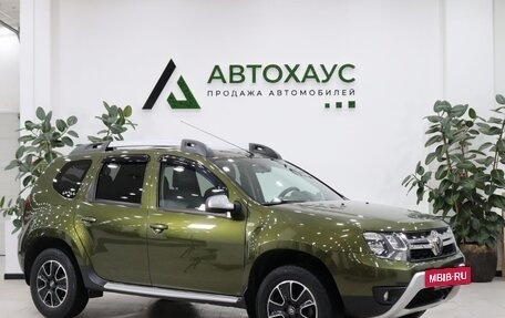 Renault Duster I рестайлинг, 2017 год, 1 642 000 рублей, 3 фотография