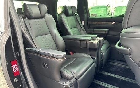 Toyota Alphard III, 2021 год, 4 100 000 рублей, 28 фотография