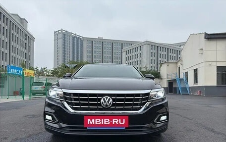 Volkswagen Passat B8 рестайлинг, 2021 год, 1 650 000 рублей, 2 фотография