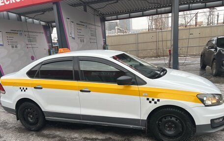 Volkswagen Polo VI (EU Market), 2018 год, 850 000 рублей, 2 фотография