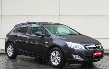 Opel Astra J, 2011 год, 1 070 000 рублей, 1 фотография