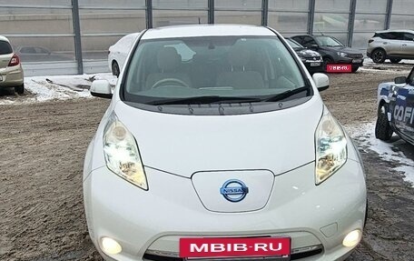 Nissan Leaf I, 2012 год, 1 150 000 рублей, 6 фотография