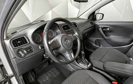 Volkswagen Polo VI (EU Market), 2013 год, 947 000 рублей, 14 фотография