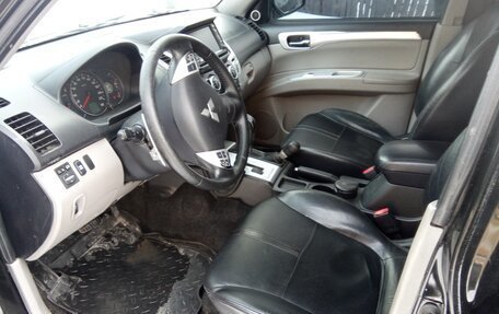 Mitsubishi Pajero Sport II рестайлинг, 2012 год, 1 350 000 рублей, 6 фотография