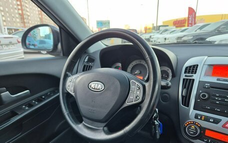 KIA cee'd I рестайлинг, 2009 год, 829 000 рублей, 8 фотография