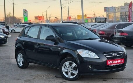 KIA cee'd I рестайлинг, 2009 год, 829 000 рублей, 11 фотография