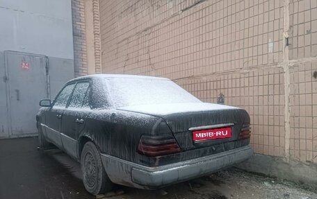 Mercedes-Benz W124, 1989 год, 120 000 рублей, 1 фотография