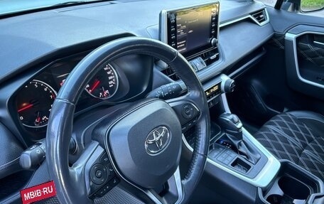 Toyota RAV4, 2020 год, 3 499 000 рублей, 16 фотография