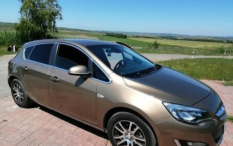 Opel Astra J, 2012 год, 997 000 рублей, 9 фотография