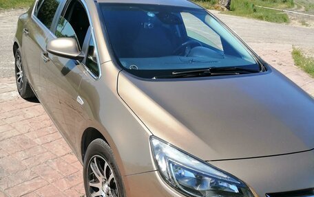 Opel Astra J, 2012 год, 997 000 рублей, 18 фотография