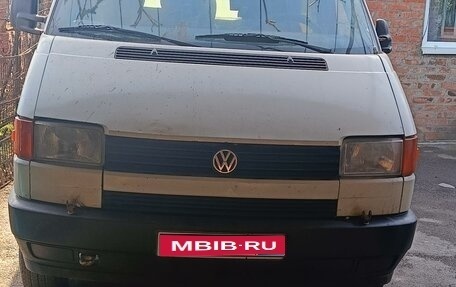 Volkswagen Transporter T4, 1991 год, 800 000 рублей, 1 фотография