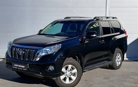 Toyota Land Cruiser Prado 150 рестайлинг 2, 2016 год, 3 999 000 рублей, 1 фотография