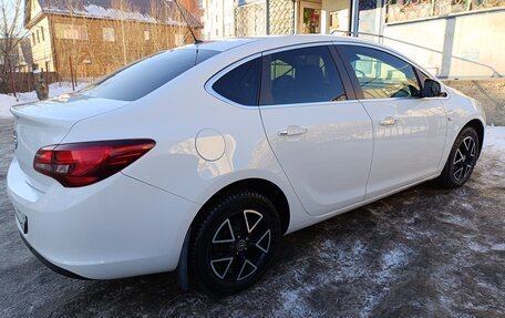 Opel Astra J, 2012 год, 950 000 рублей, 11 фотография