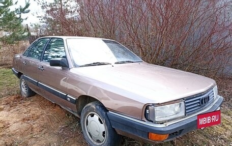 Audi 200, 1986 год, 185 000 рублей, 2 фотография