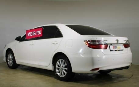 Toyota Camry, 2015 год, 1 890 000 рублей, 7 фотография