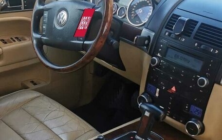 Volkswagen Touareg III, 2005 год, 979 000 рублей, 8 фотография