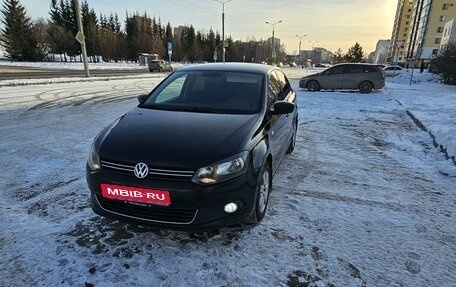 Volkswagen Polo VI (EU Market), 2012 год, 850 000 рублей, 1 фотография