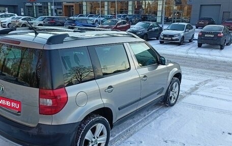 Skoda Yeti I рестайлинг, 2011 год, 815 000 рублей, 5 фотография