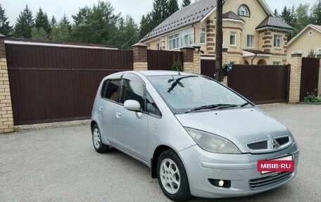 Mitsubishi Colt VI рестайлинг, 2003 год, 290 000 рублей, 3 фотография