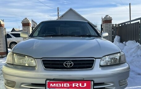 Toyota Camry, 2001 год, 700 000 рублей, 4 фотография