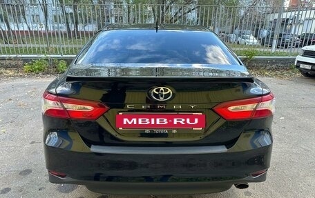 Toyota Camry, 2019 год, 3 000 000 рублей, 6 фотография