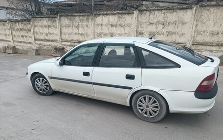 Opel Vectra B рестайлинг, 1997 год, 230 000 рублей, 3 фотография