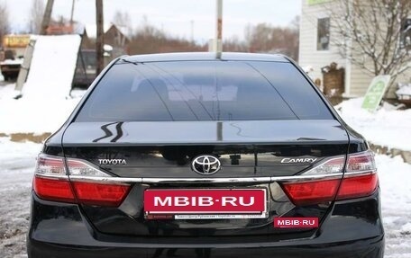 Toyota Camry, 2016 год, 2 300 000 рублей, 2 фотография