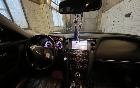 Infiniti FX II, 2009 год, 1 670 000 рублей, 8 фотография