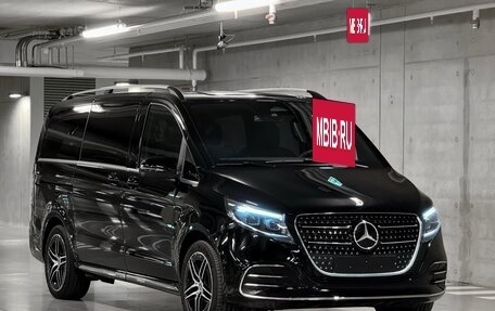 Mercedes-Benz V-Класс, 2024 год, 15 300 000 рублей, 16 фотография