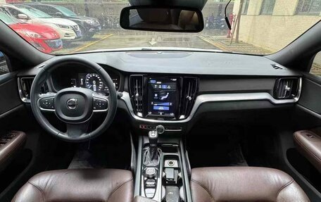 Volvo S60 III, 2020 год, 3 049 997 рублей, 6 фотография